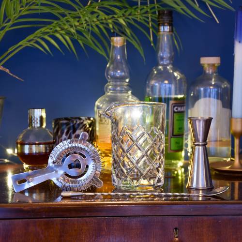 4 Piece Cocktail Set with Diamond Cut Glass Tumbler Jug - Image 4