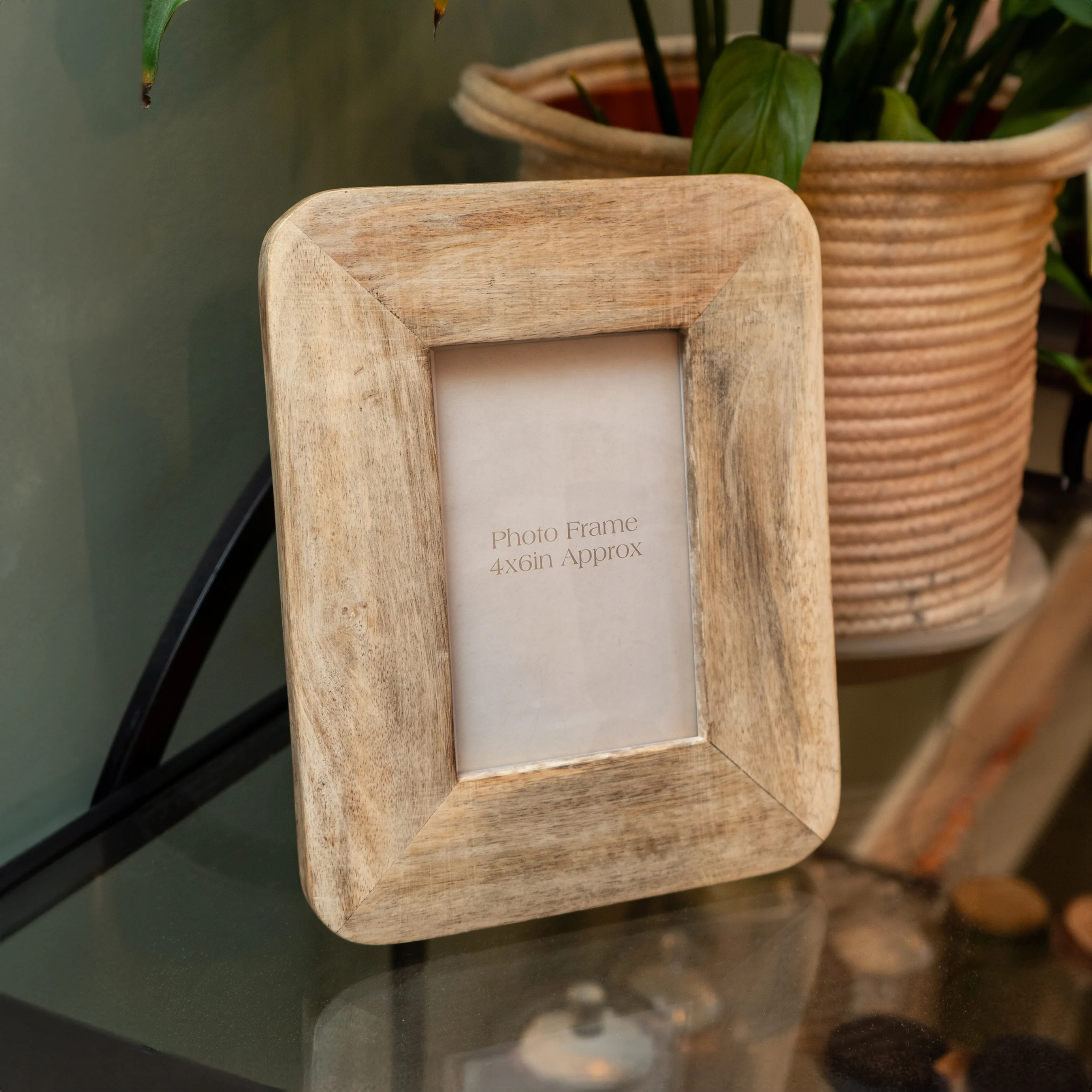 Vintage 4x6 Mango Wood Photo Frame