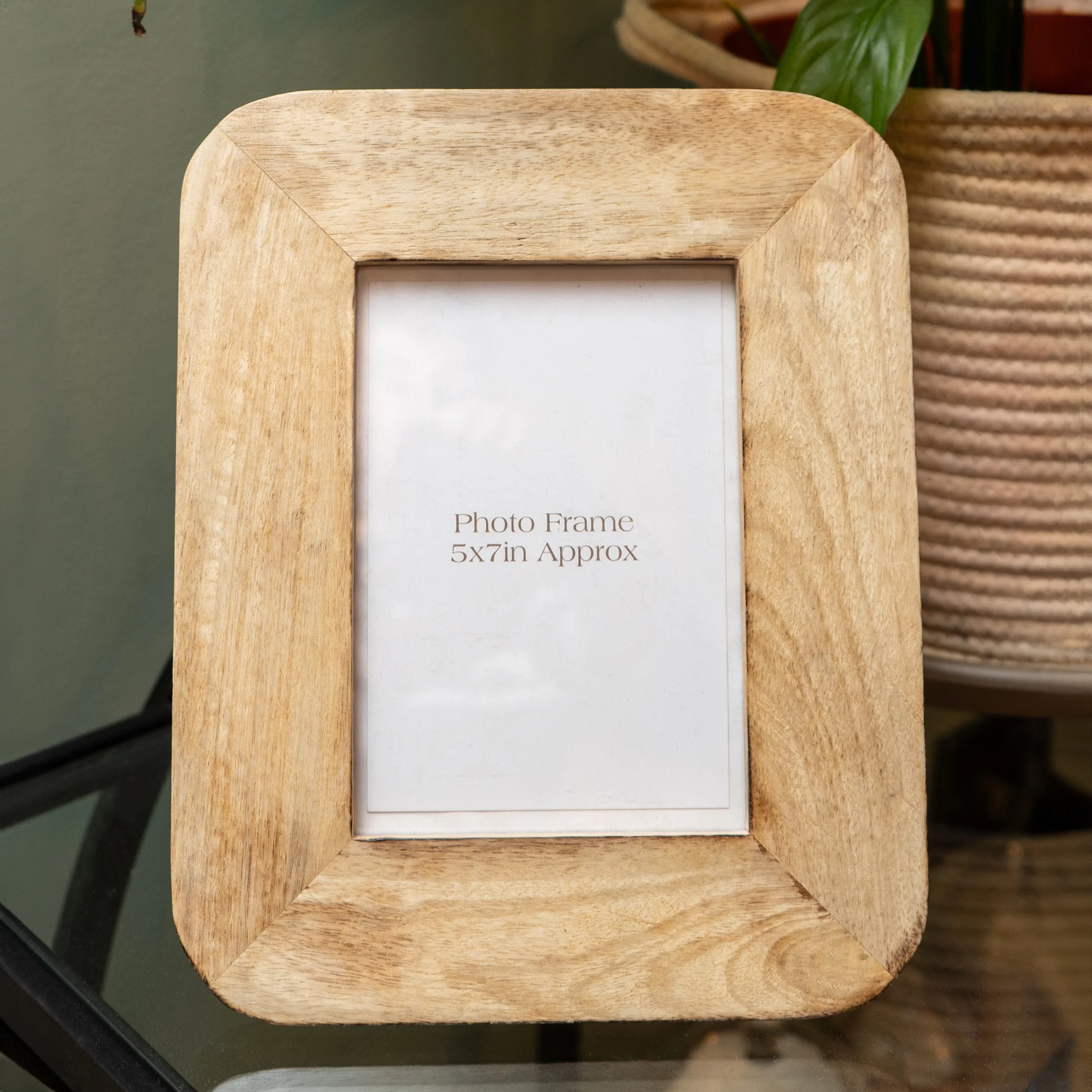 Rustic 5x7 Mango Wood Photo Frame - Image 3