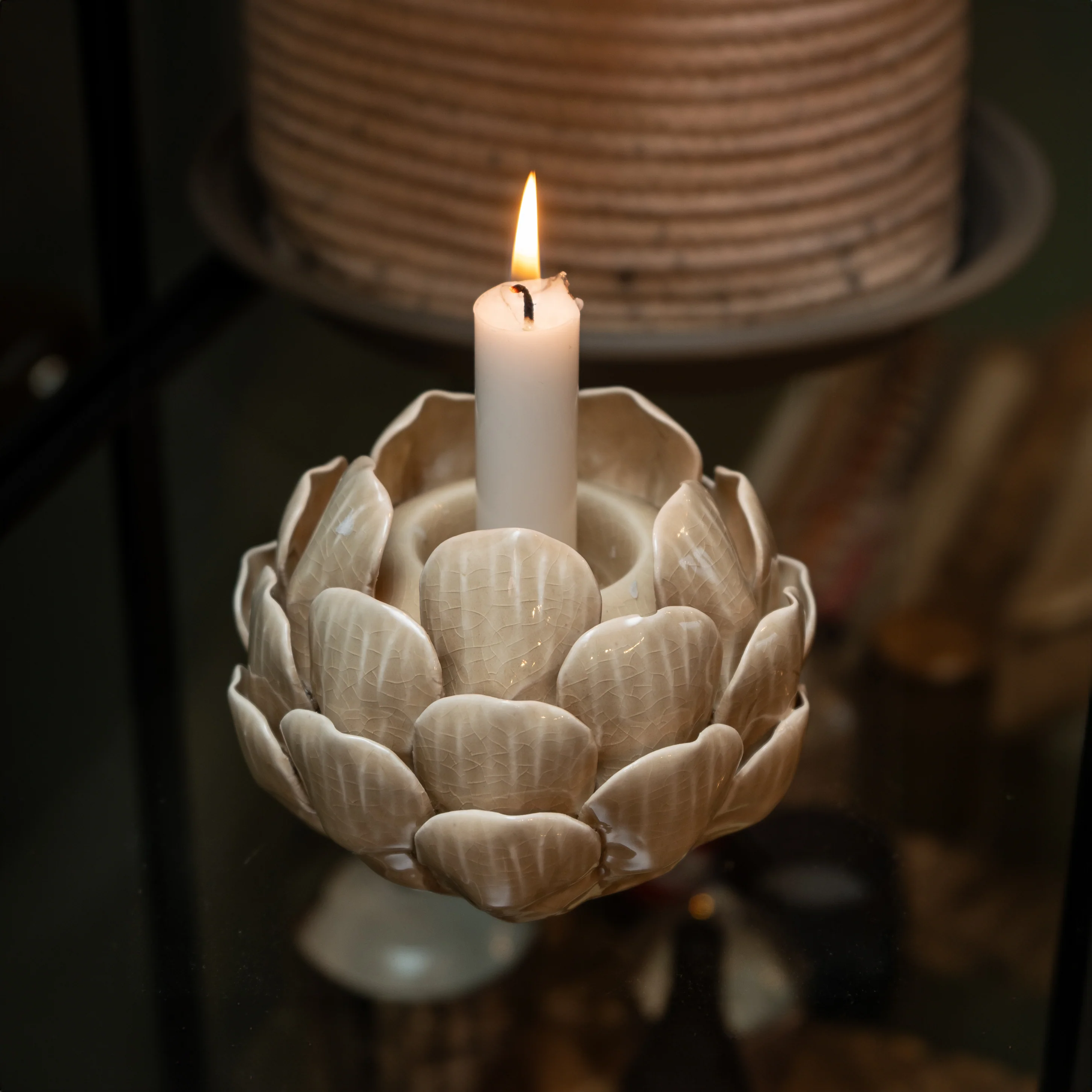 Elegant Cream Artichoke Candleholder - Image 2