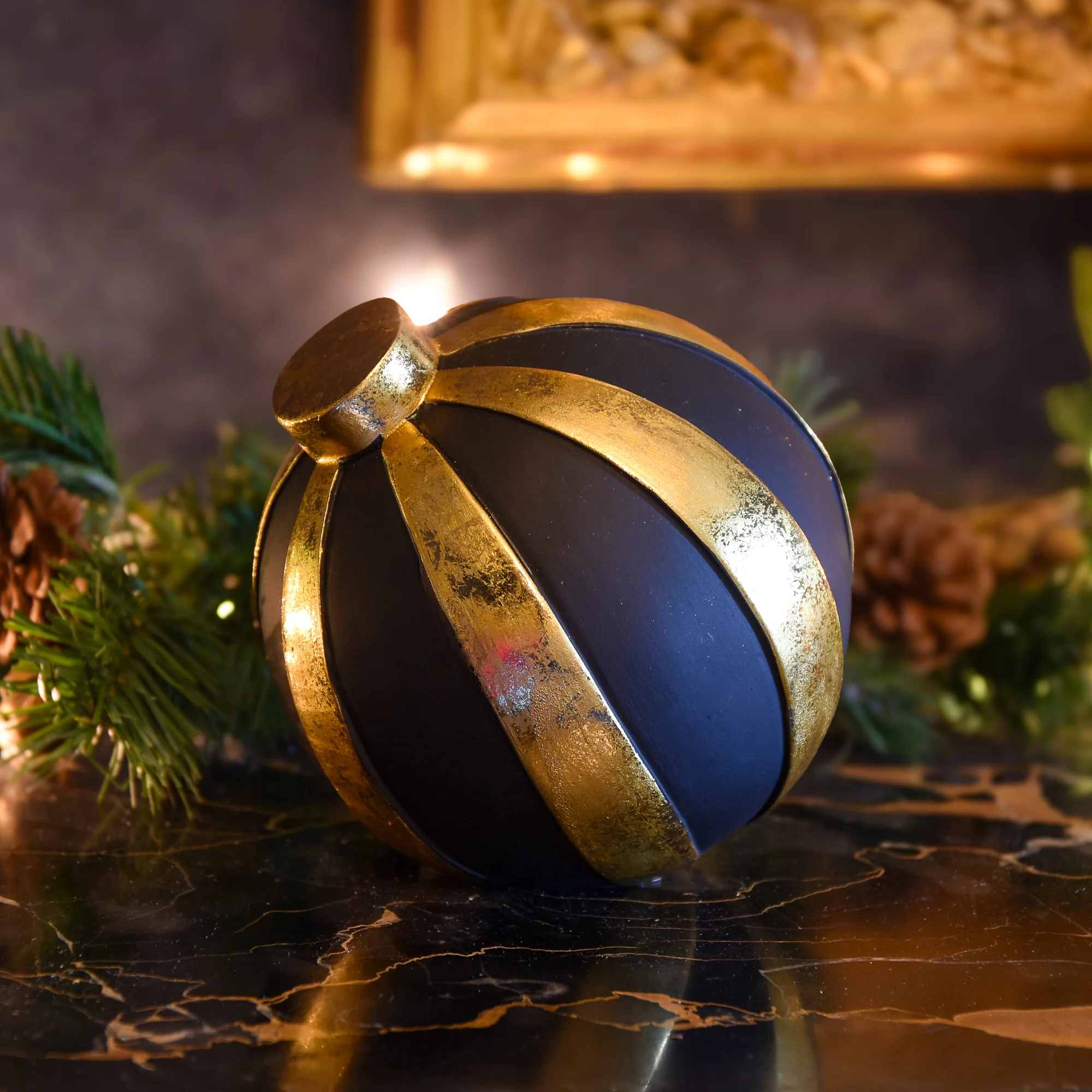 Black & Gold Decorative Bauble Ornament - Image 2