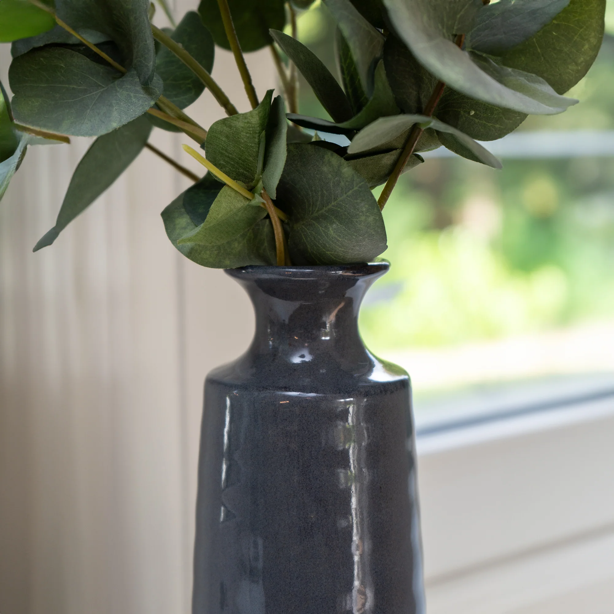 Stunning Reactive Blue Bottle Vase - Image 2