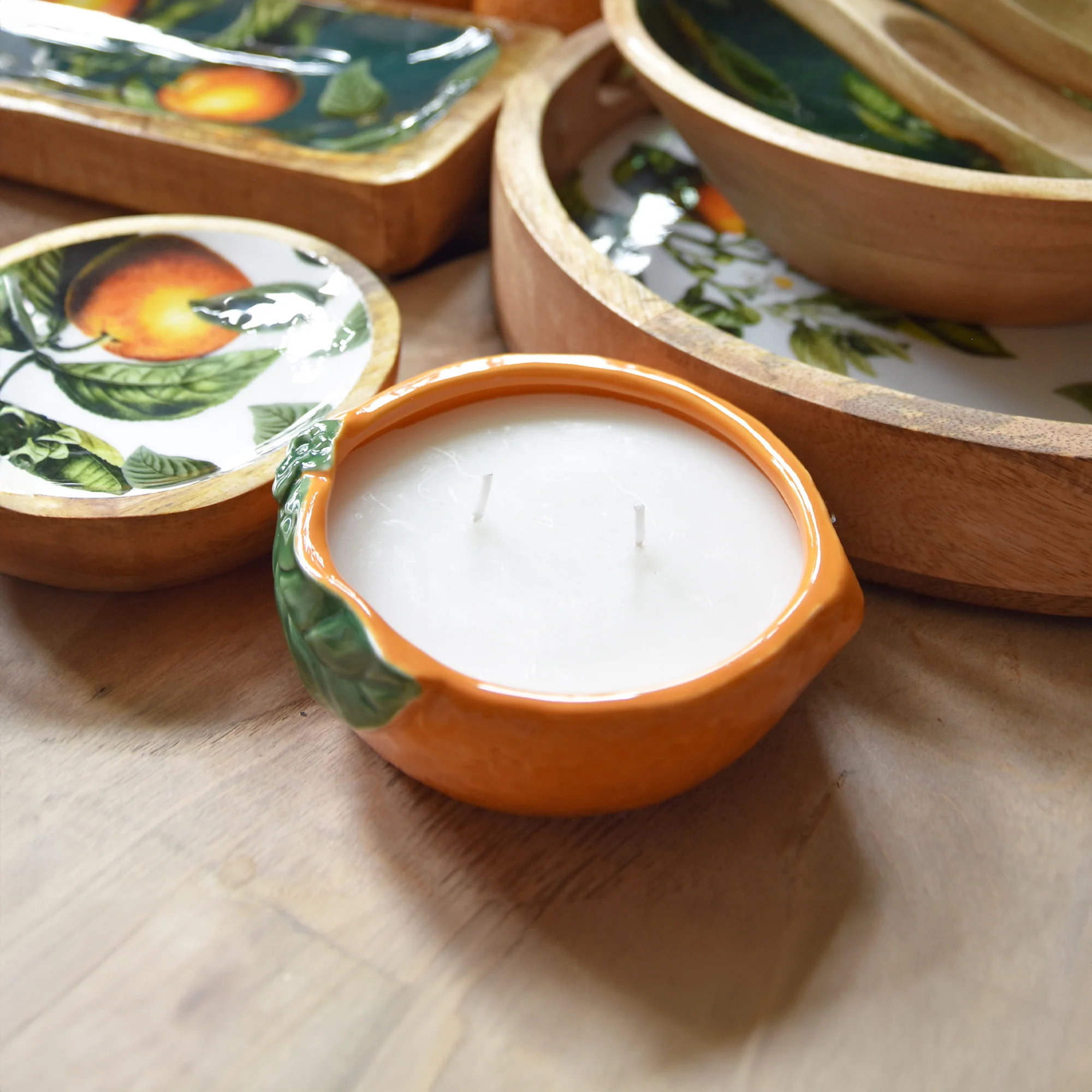 Vibrant Ceramic Orange Candle - Infused with 5% Orange Blossom - Image 3