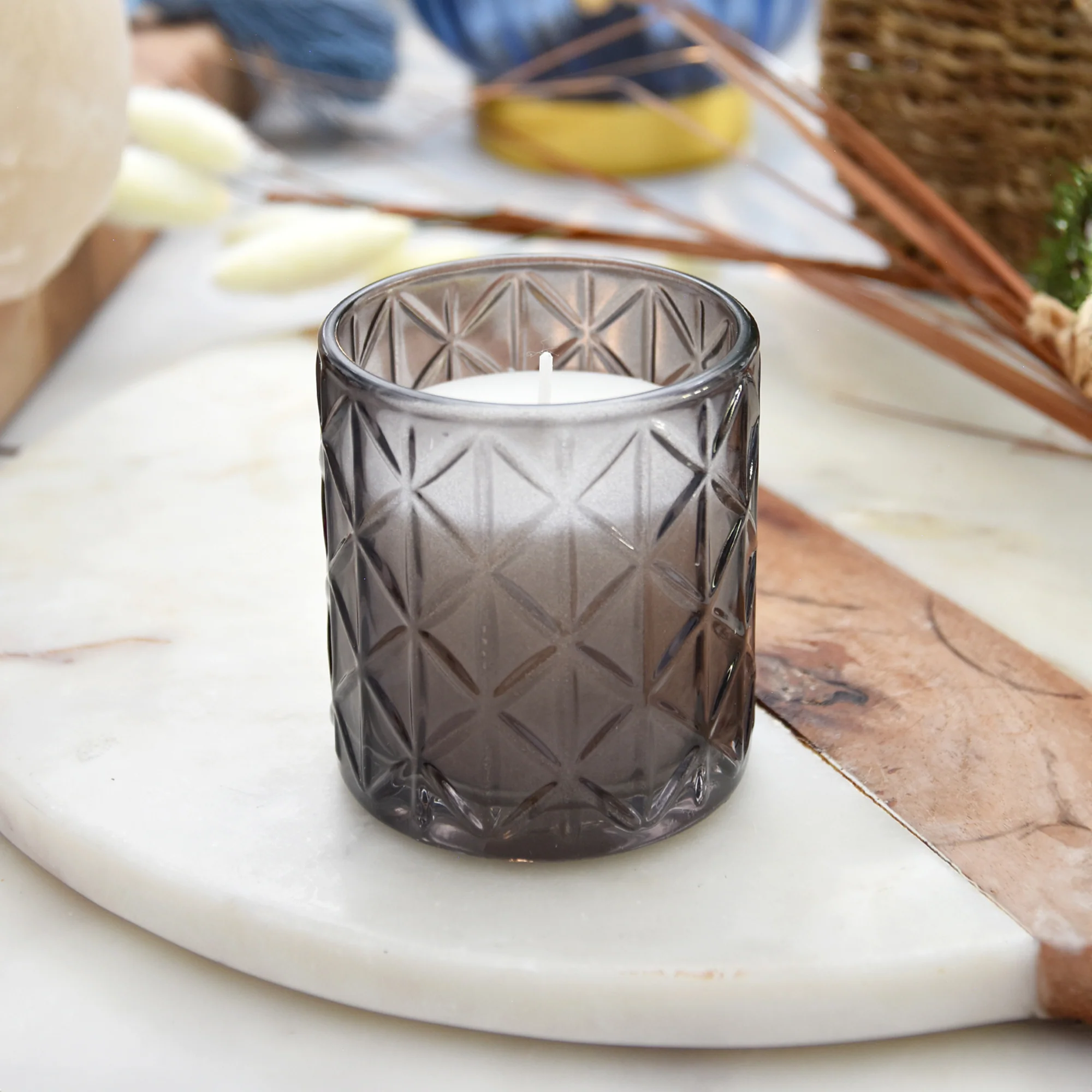 Exquisite Diamond-Cut Glass Candle with Wood Sage & Sea Salt Essence