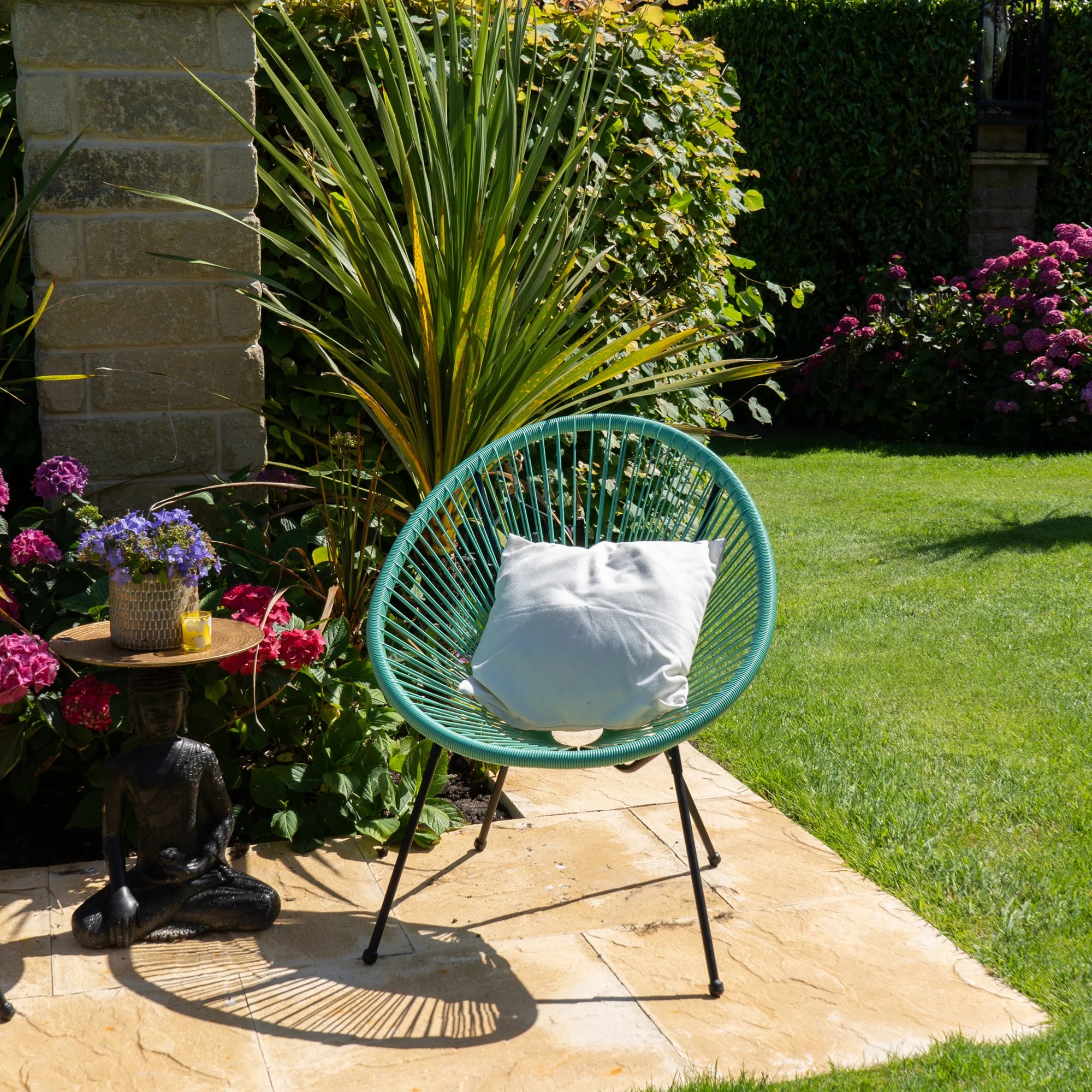 Stylish Green Egg Chair - Image 7