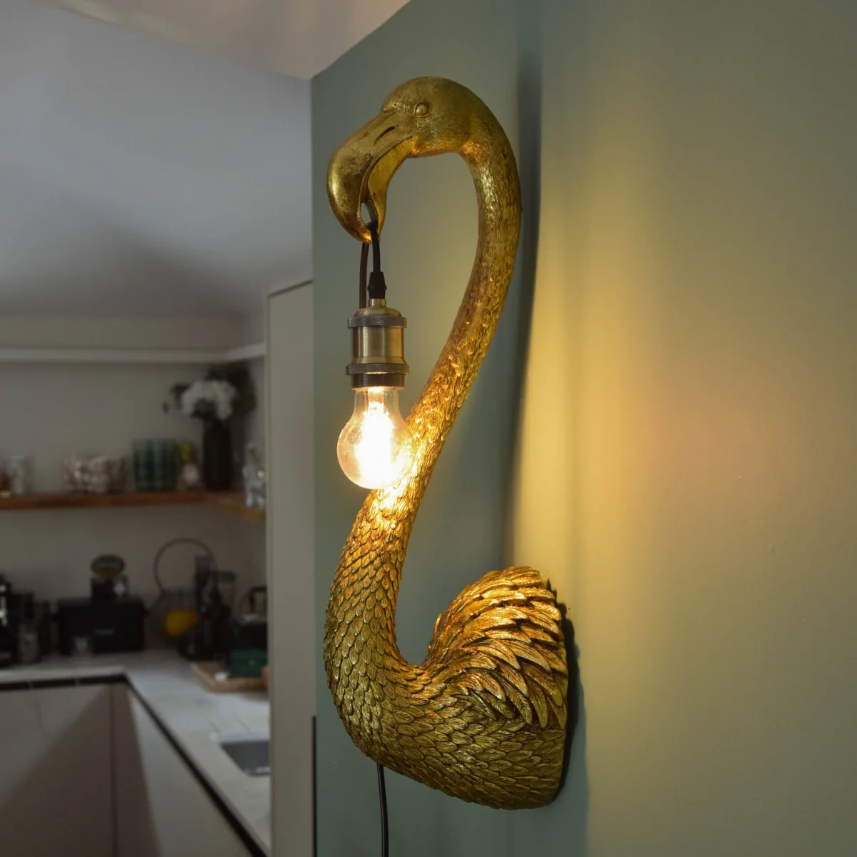 Elegant Flamingo Head Wall Lamp