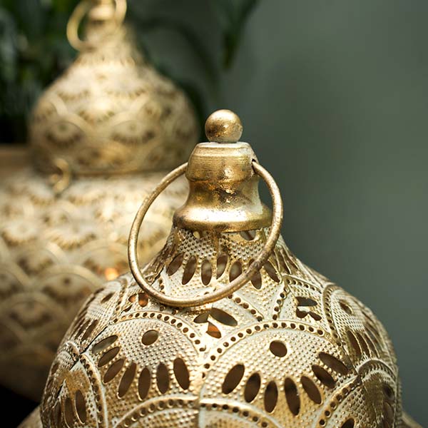 Exquisite Small Gold Lantern with Intricate Detailing - Image 2