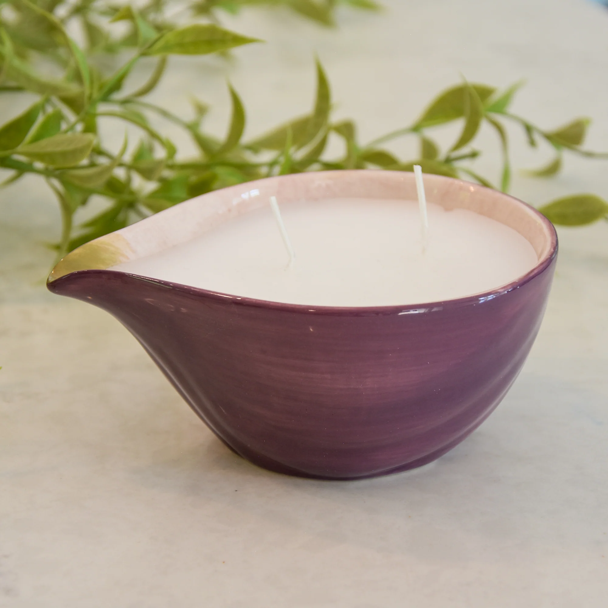 Fig & Apple Fig-Shaped Ceramic Candle - Image 2