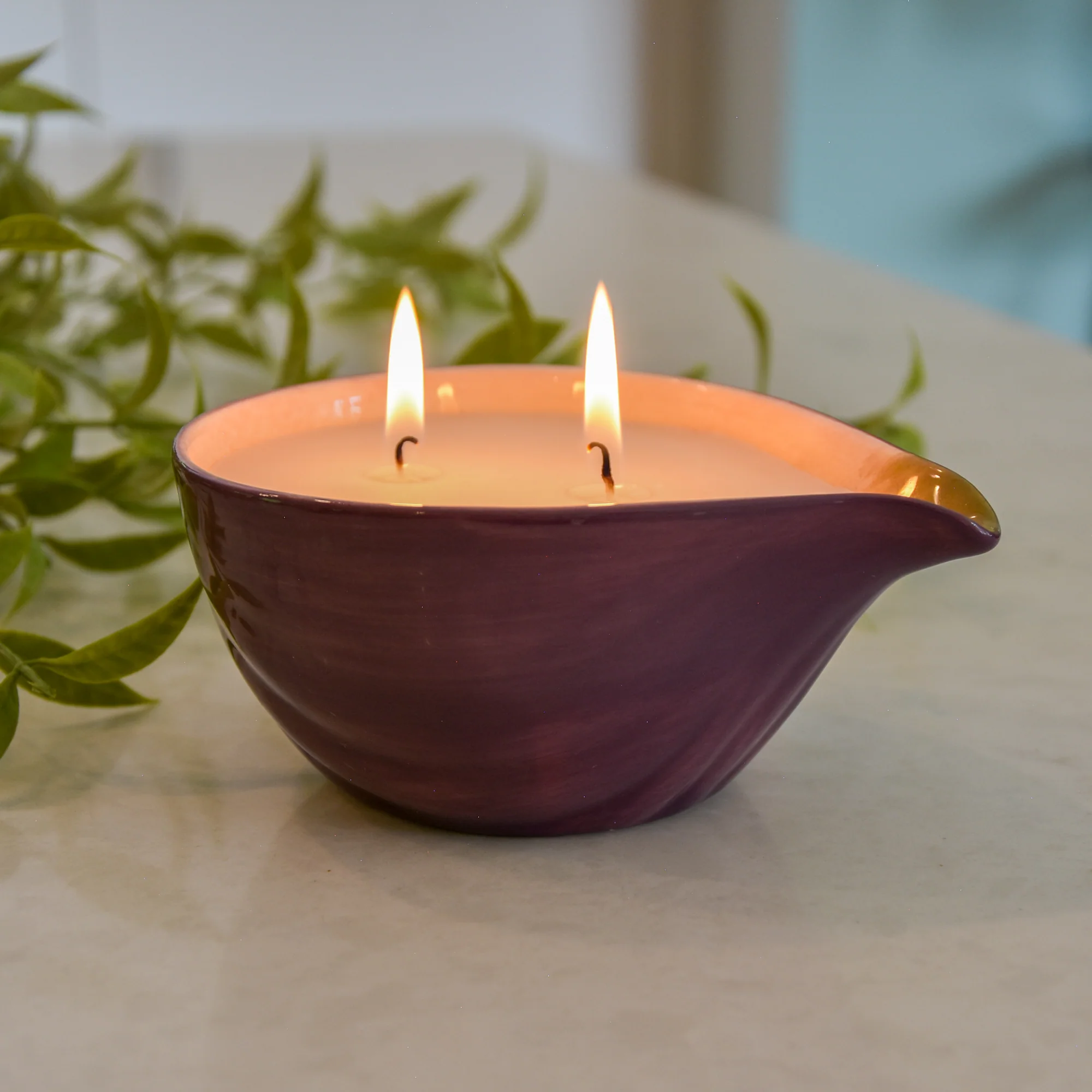 Fig & Apple Fig-Shaped Ceramic Candle - Image 4