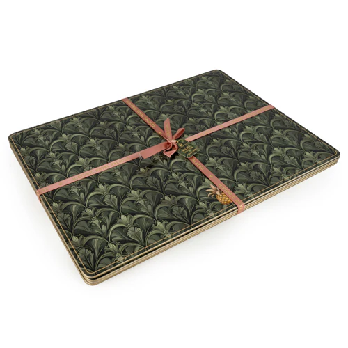 Green Placemats with Art Deco Fan Pattern  - Image 4