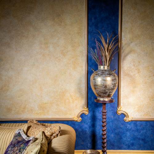 Large Antique Gold Decorative Vase - Image 3