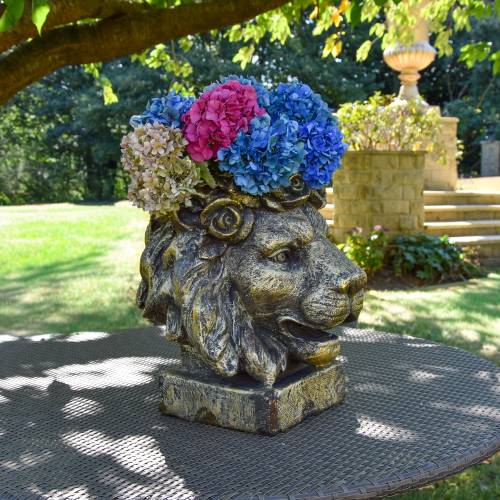 Large Antique Lion Head Planter - Image 4