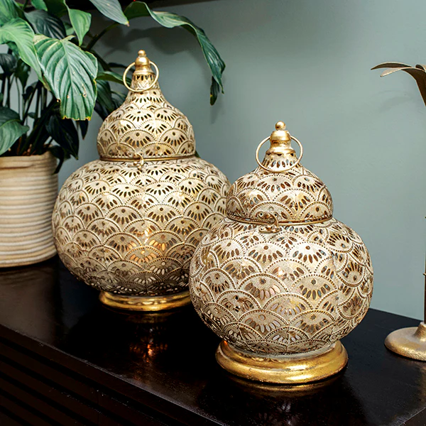 Exquisite Large Gold Lantern with Intricate Detailing - Image 5