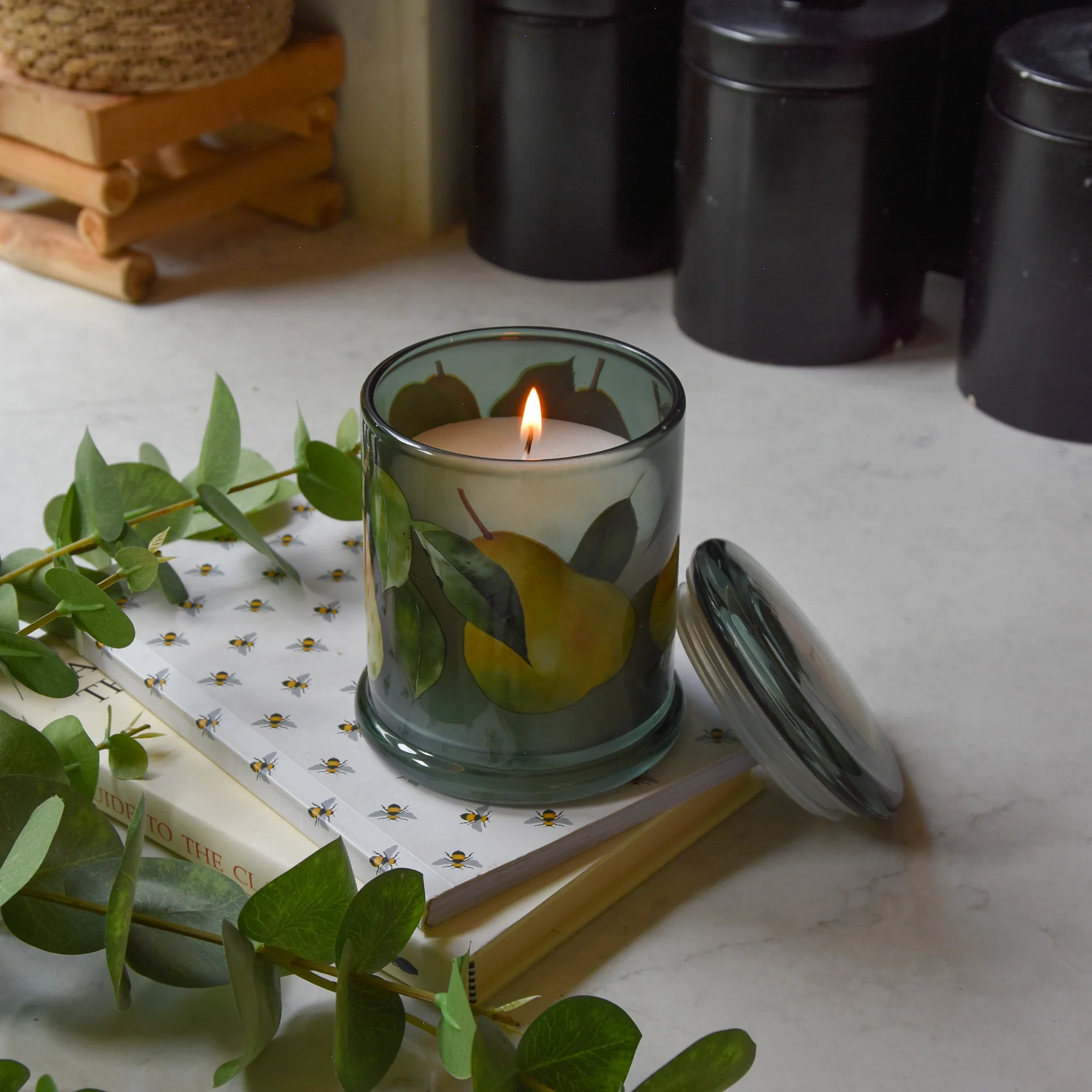 Large Pear Tree & Bay Leaf Lidded Jar Candle - Image 4