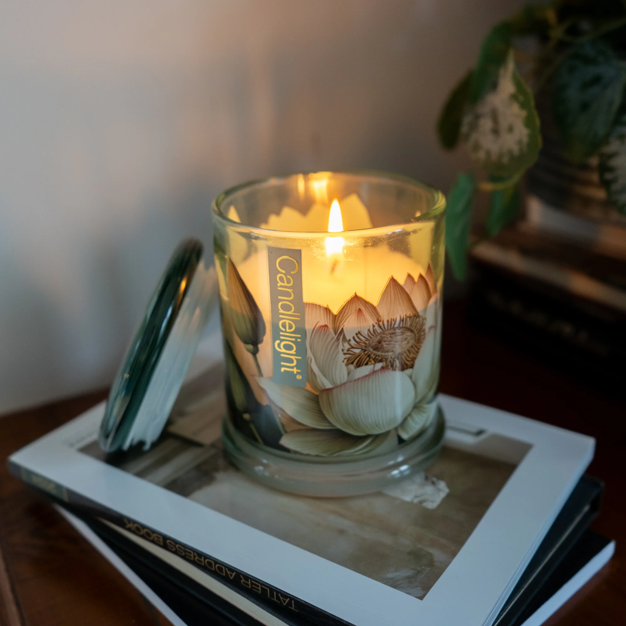 Lotus & Wild Lily Large Lidded Jar Candle - Image 3