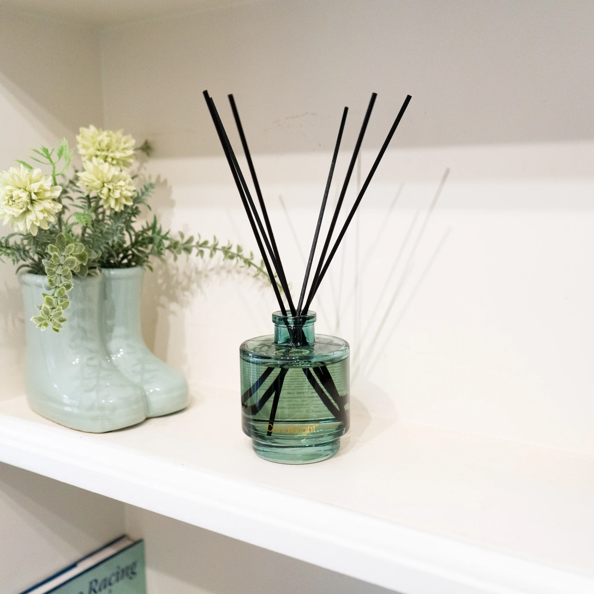 Lotus & Wild Lily Reed Diffuser - Image 5
