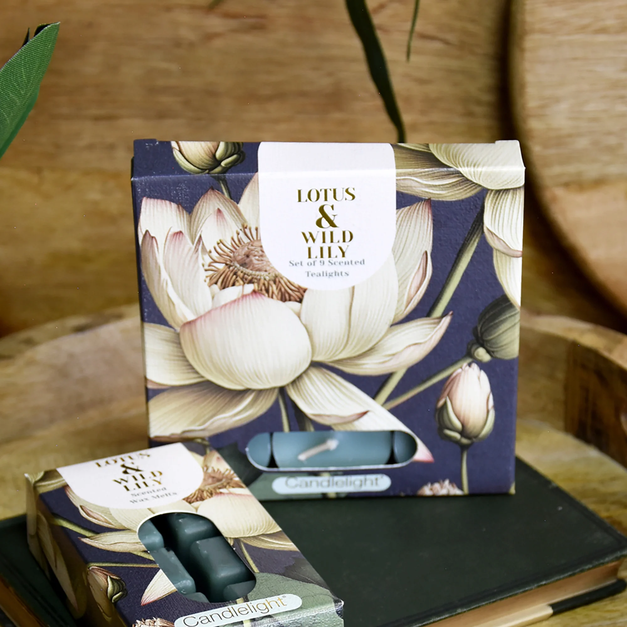 Lotus & Wild Lily Set of 9 Tealights