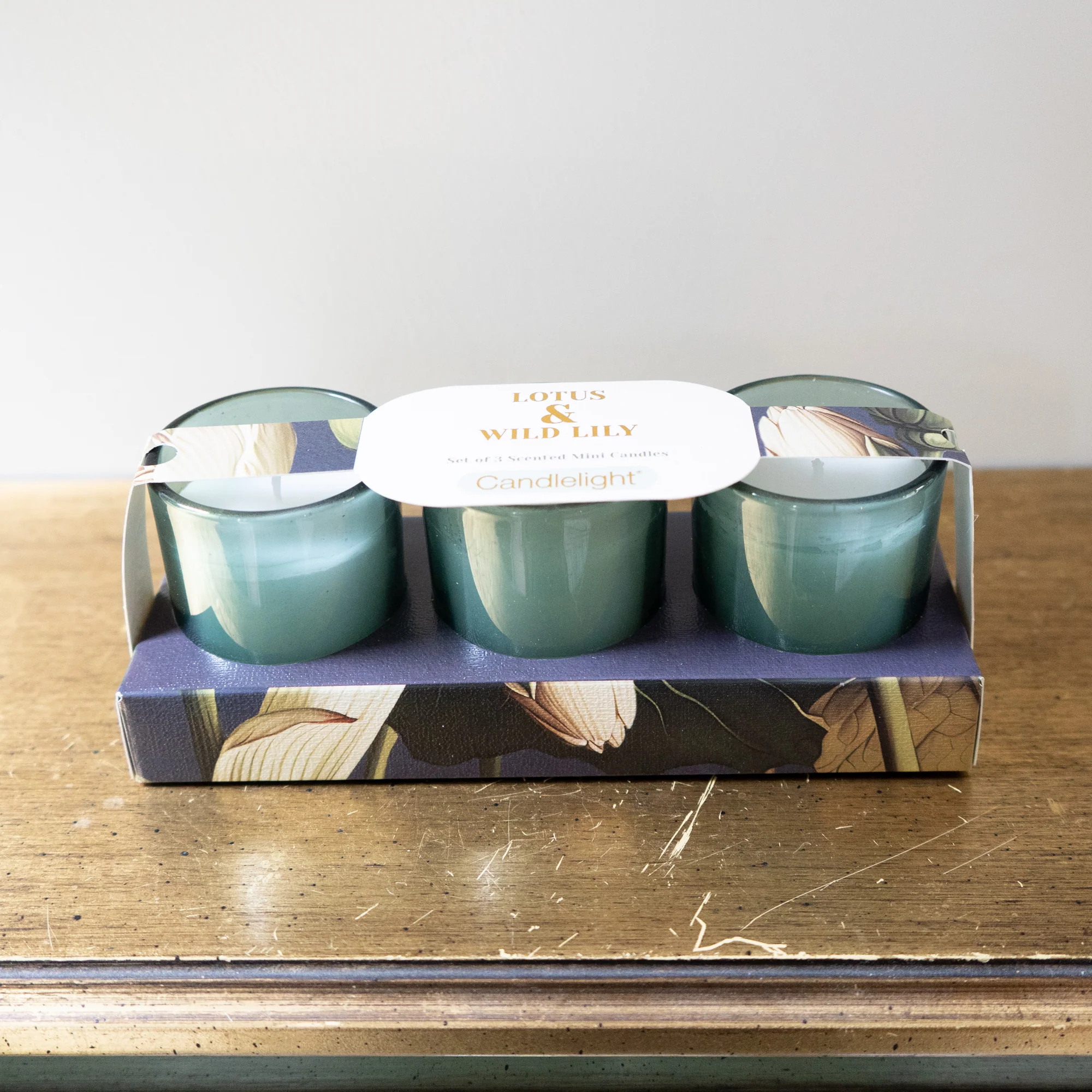 Lotus & Wild Lily Votive Candle Set