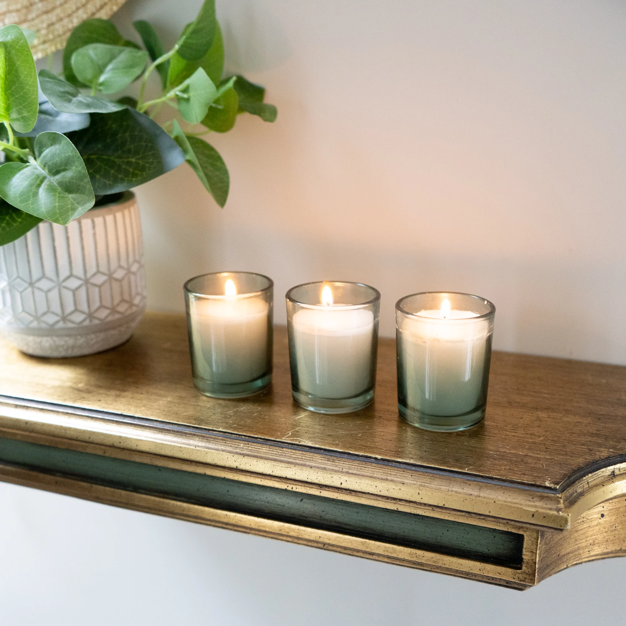 Lotus & Wild Lily Votive Candle Set - Image 10