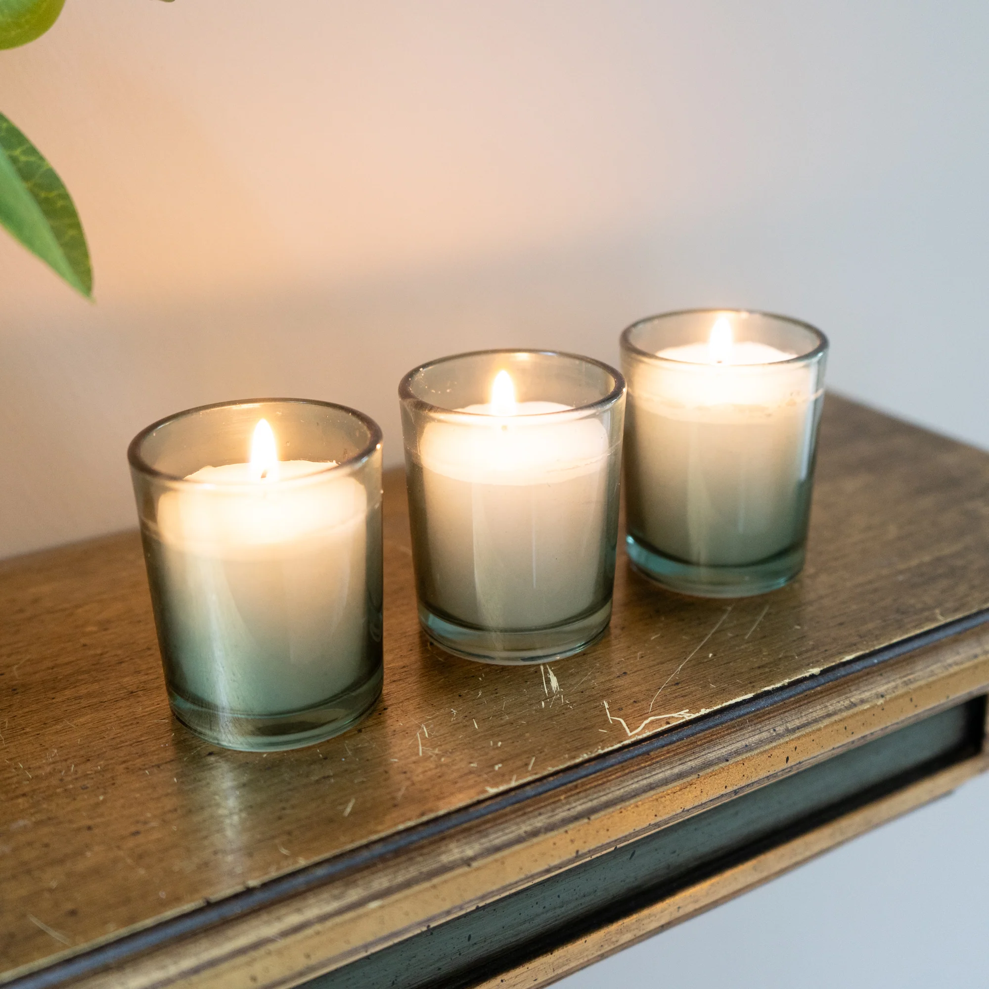 Lotus & Wild Lily Votive Candle Set - Image 11