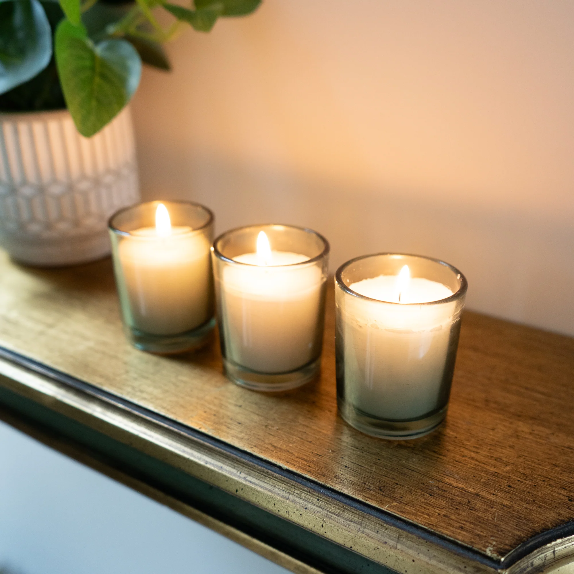 Lotus & Wild Lily Votive Candle Set - Image 12