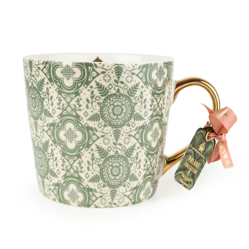 Luxury Mug with Tudor Rose Motif  - Image 4