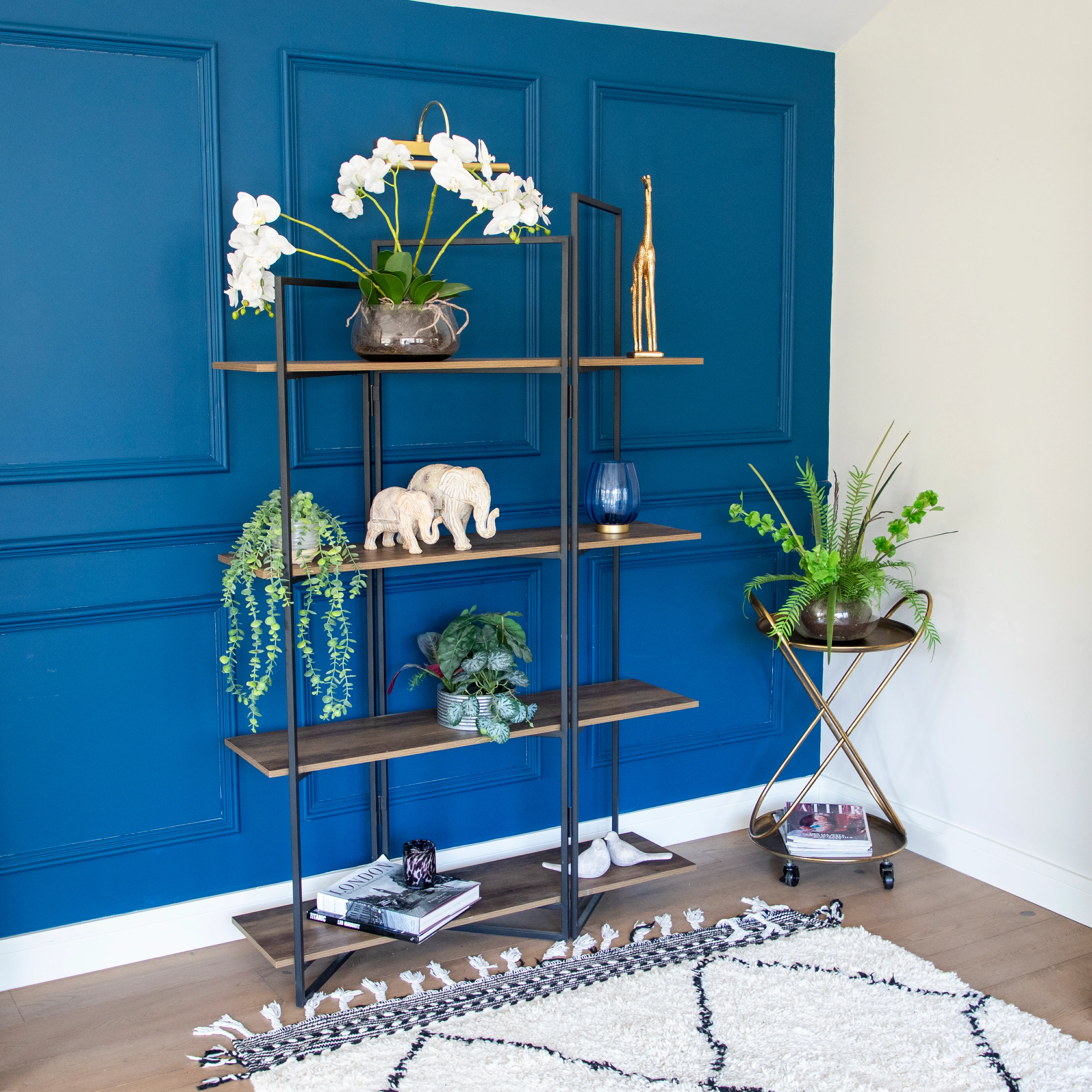 Modern Oak 4-Shelf Freestanding Unit with Wood/Metal Design