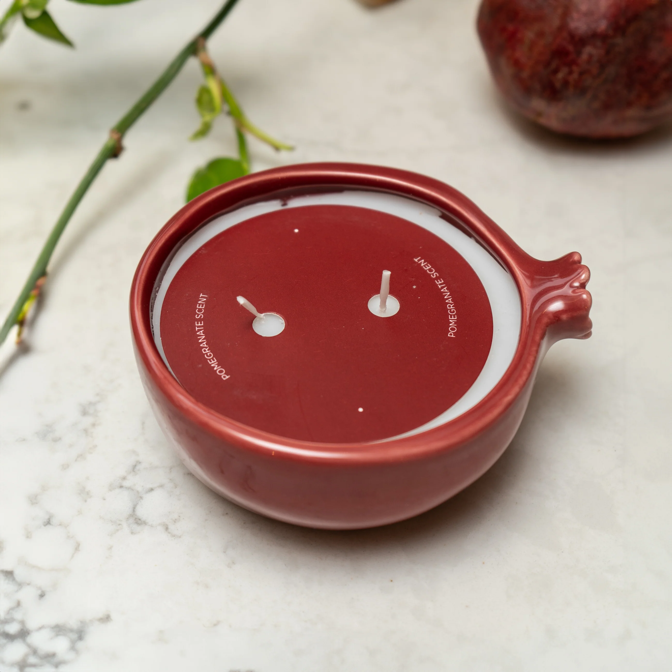 Elegant Ceramic Pomegranate Scent Candle. - Image 3