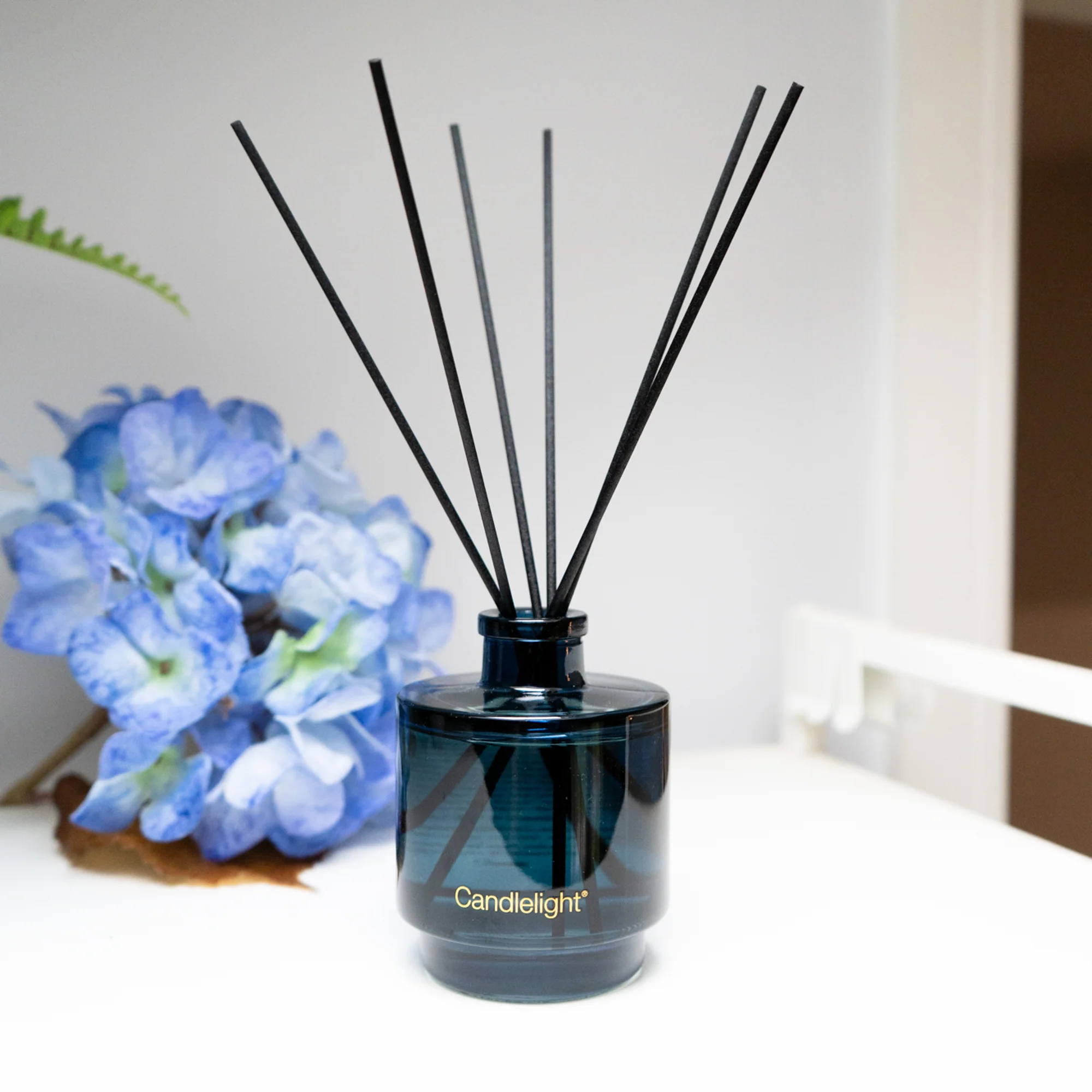 Hydrangea & Jasmine Reed Diffuser - Image 2