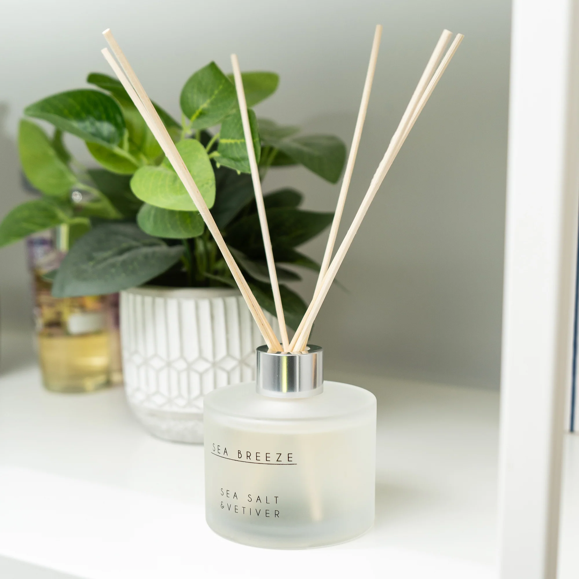 Scented Nautical Sea Salt Reed Diffuser - Image 2