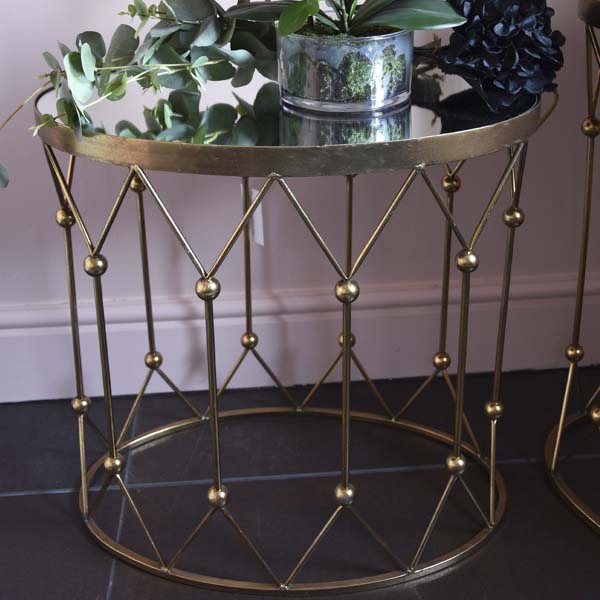 Elegant Antique Gold Side Tables with Mirrored Tops - Set of 2 - Image 3