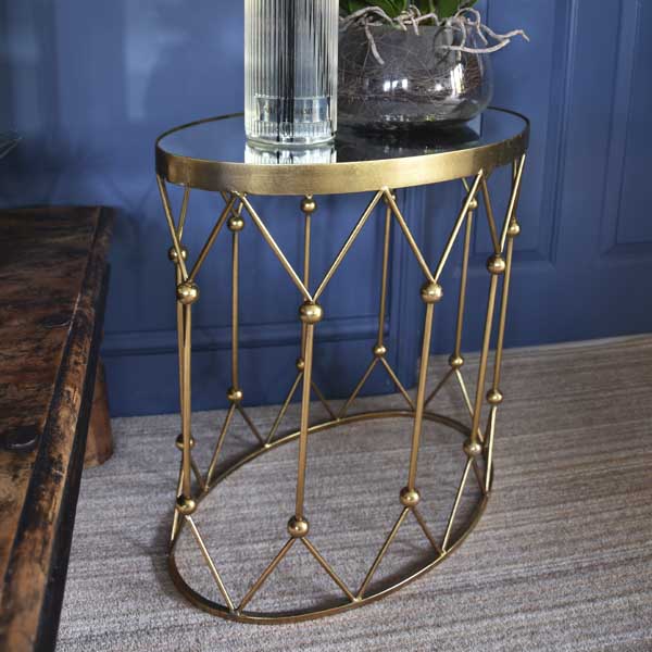Elegant Antique Gold Side Tables with Mirrored Tops - Set of 2 - Image 4
