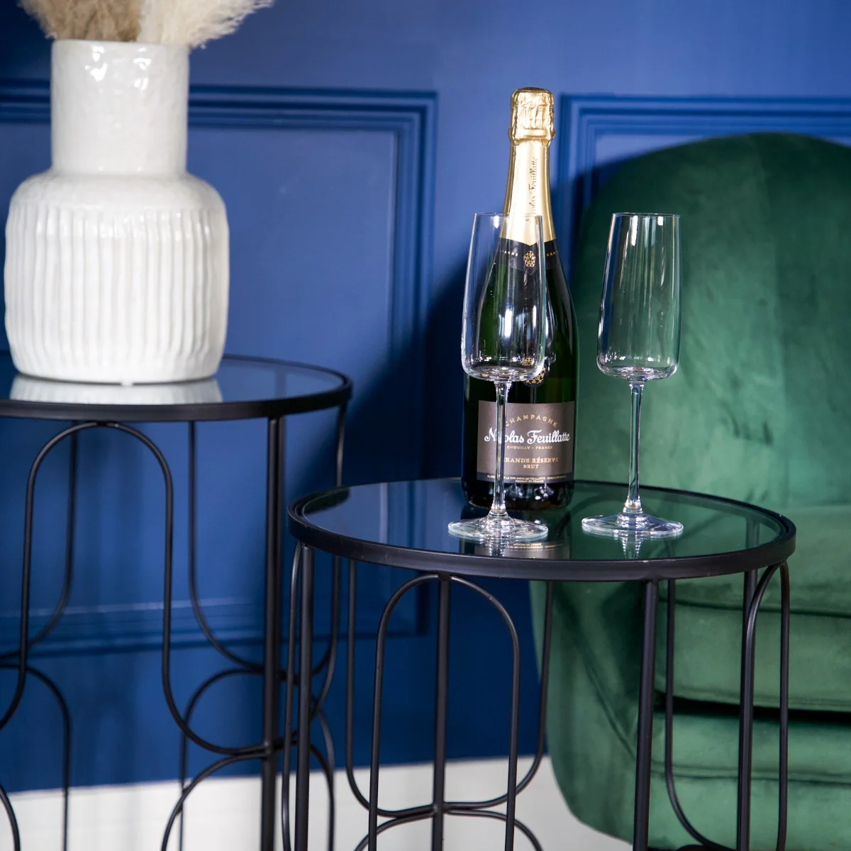 Set of 2 Black Wavy Wire Tables with Glass Top - Image 4