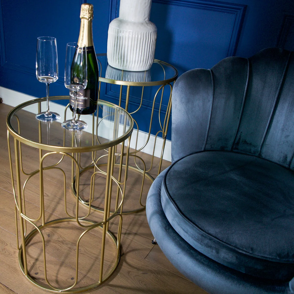Set of 2 Gold Wavy Wire Tables with Glass Top - Image 3