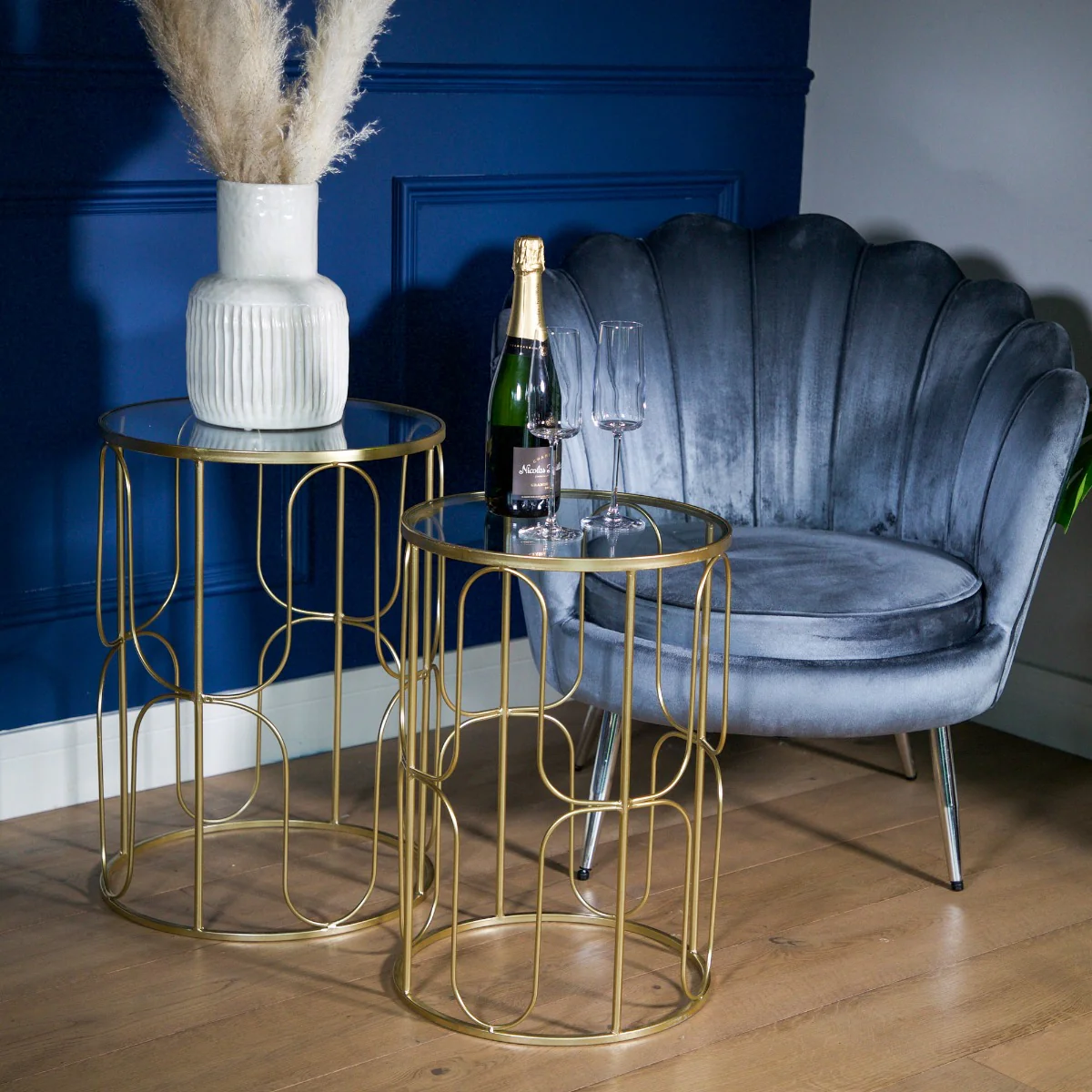 Set of 2 Gold Wavy Wire Tables with Glass Top - Image 4