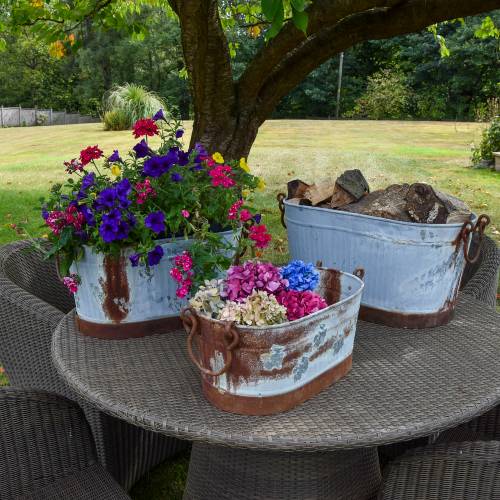 Set of 3 Oxidised-Metal Effect Rustic Planters