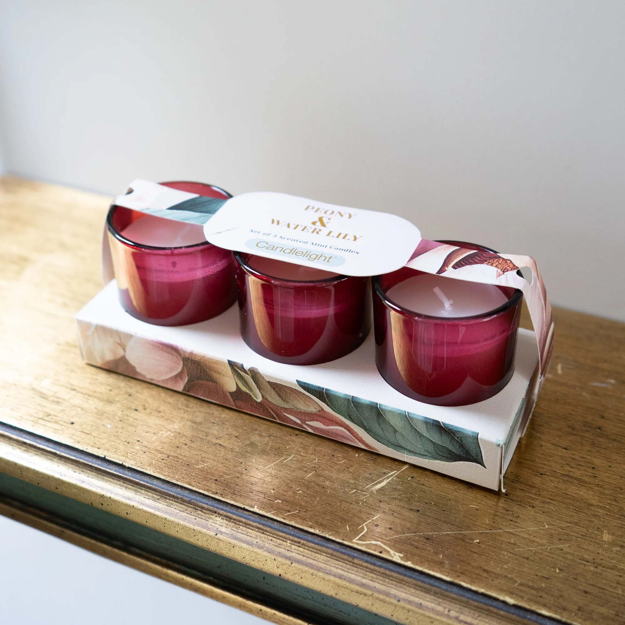 Peony & Water Lily Votive Candles Set - Image 2