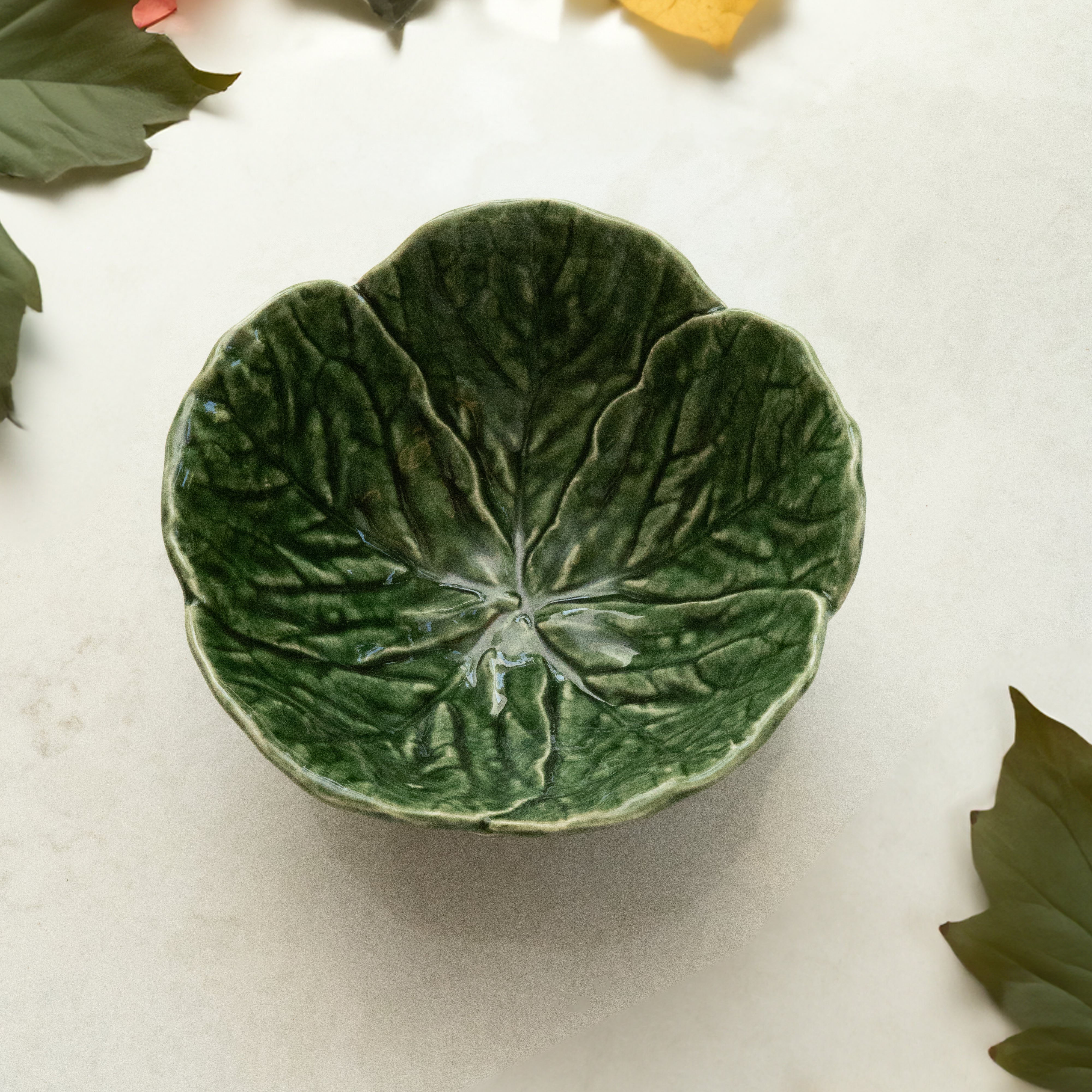 Small Leaf-Shaped Ceramic Bowl - Green - 13cm - Image 2