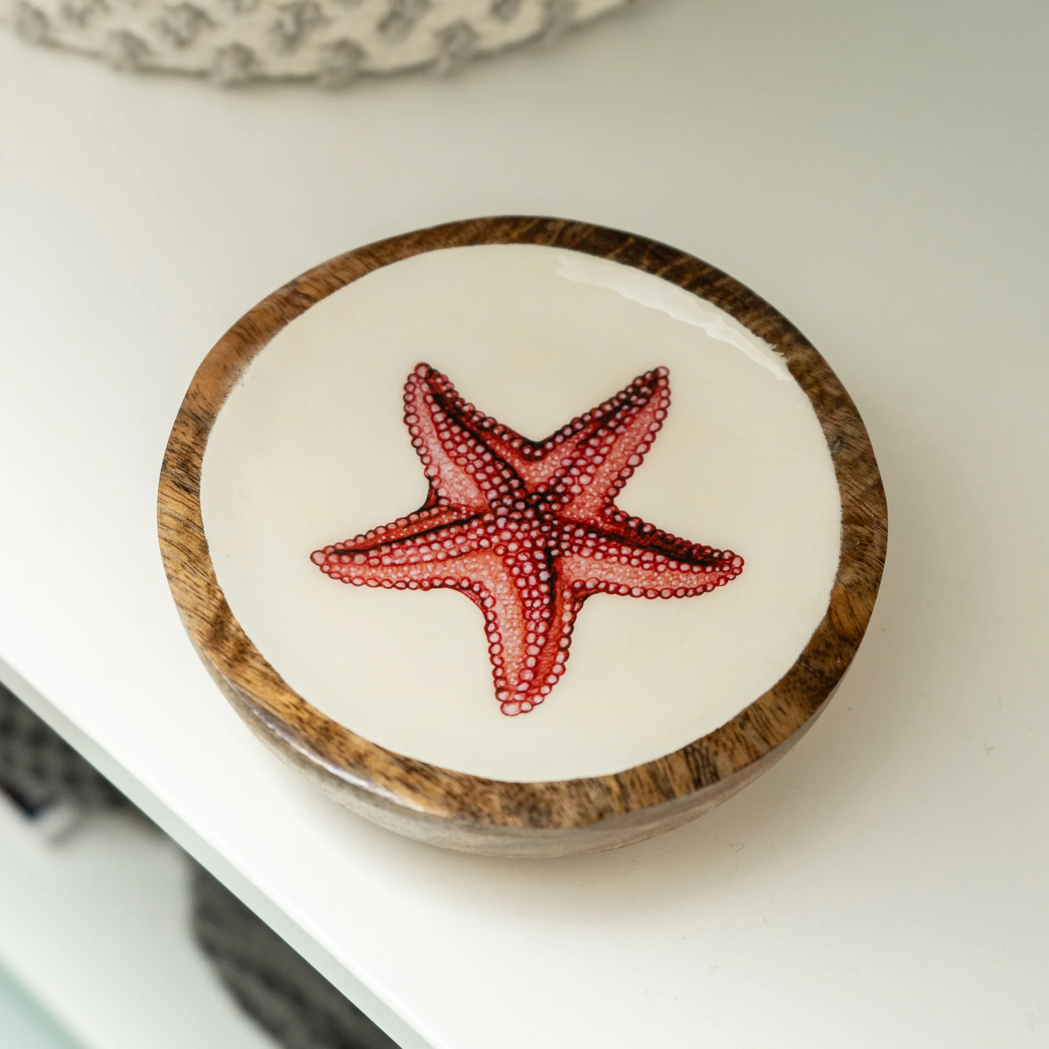 Small Mango wood bowl with Starfish inlay