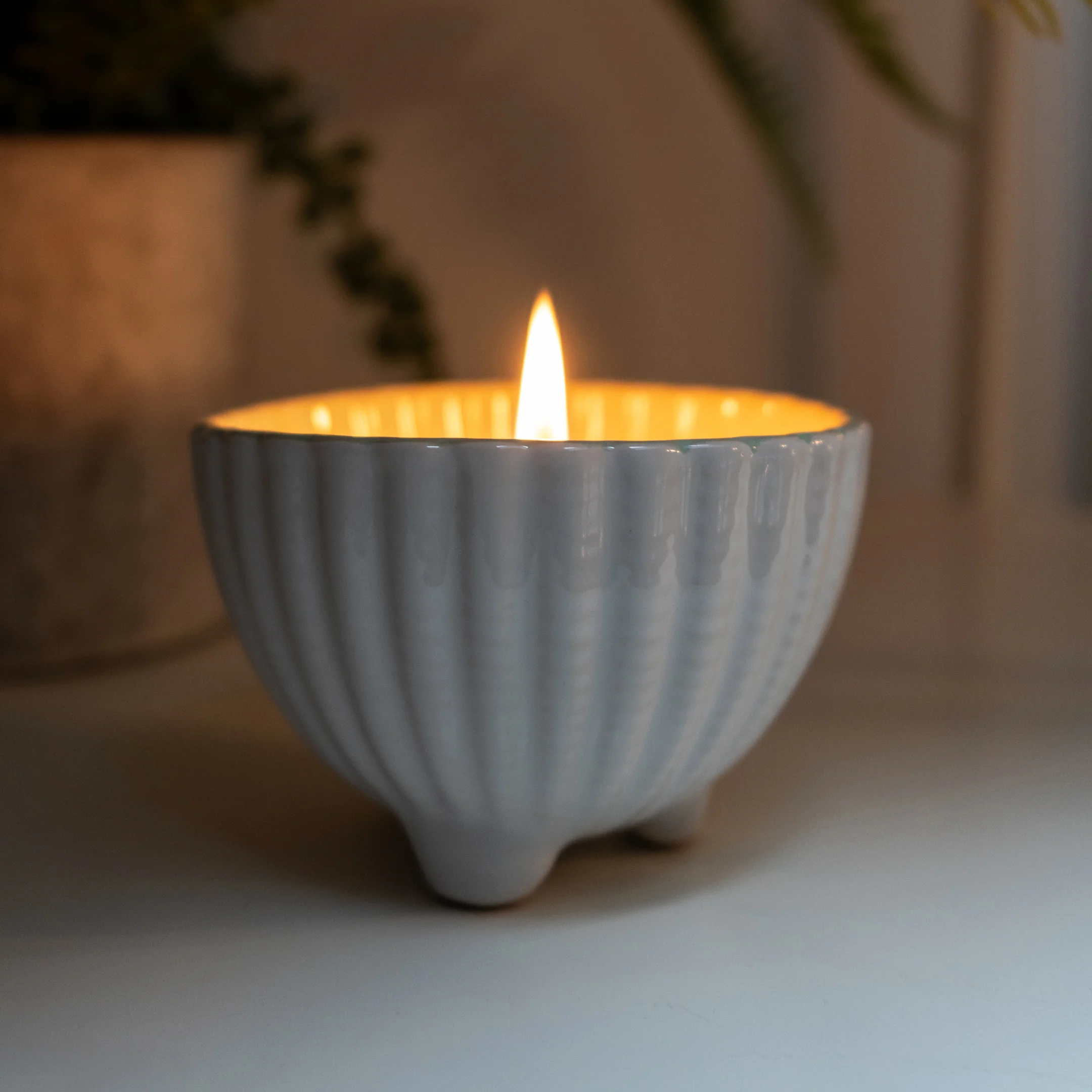 Small Shell Candle in a Reactive Glaze Pot - Image 4