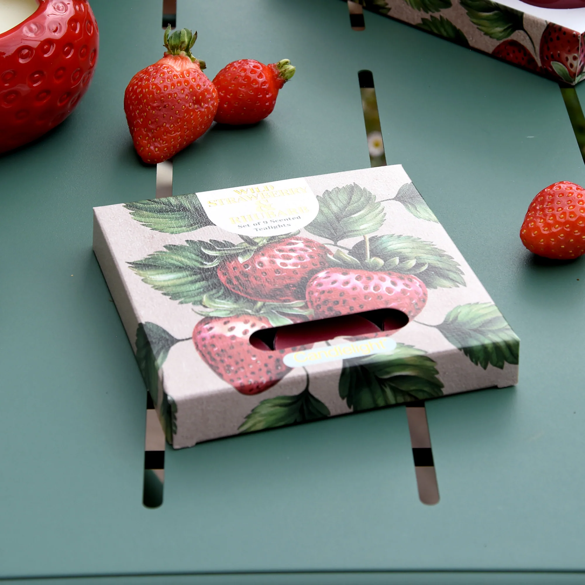Set of 9 Wild Strawberry & Rhubarb Tealights