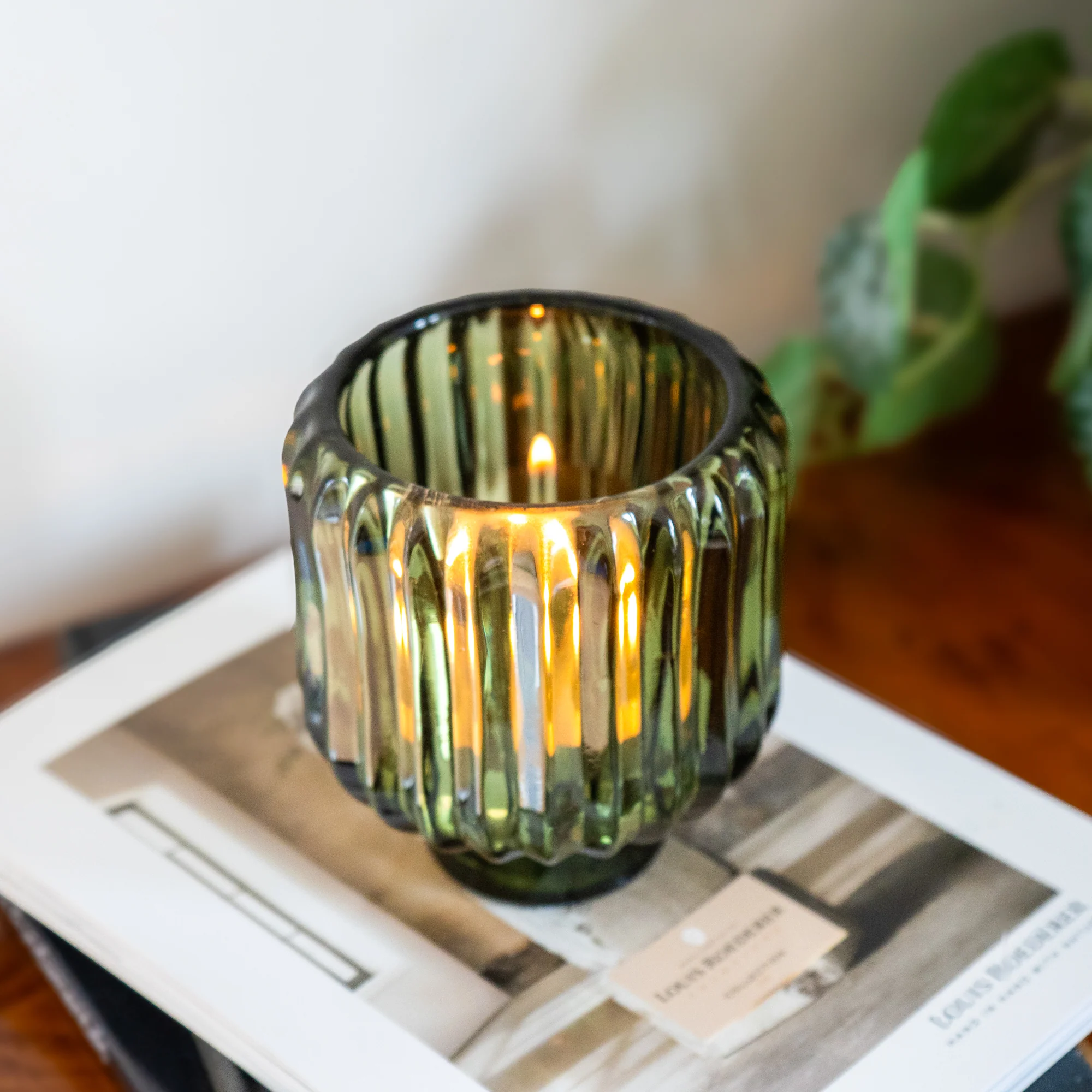 Green Two-Way Ridged Glass Candleholder - Image 3
